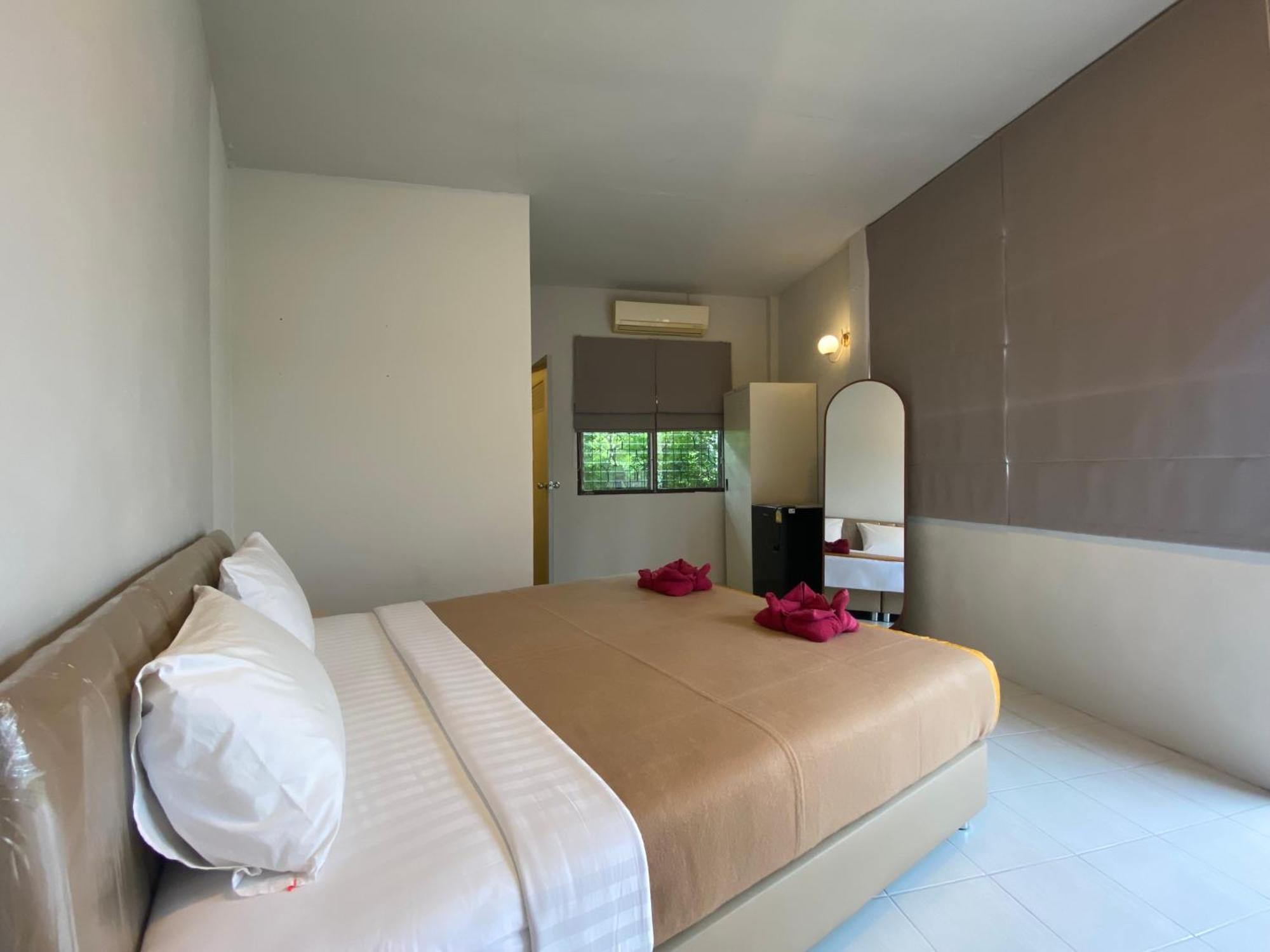 Orchard House Resort บ้านใต้ ภายนอก รูปภาพ