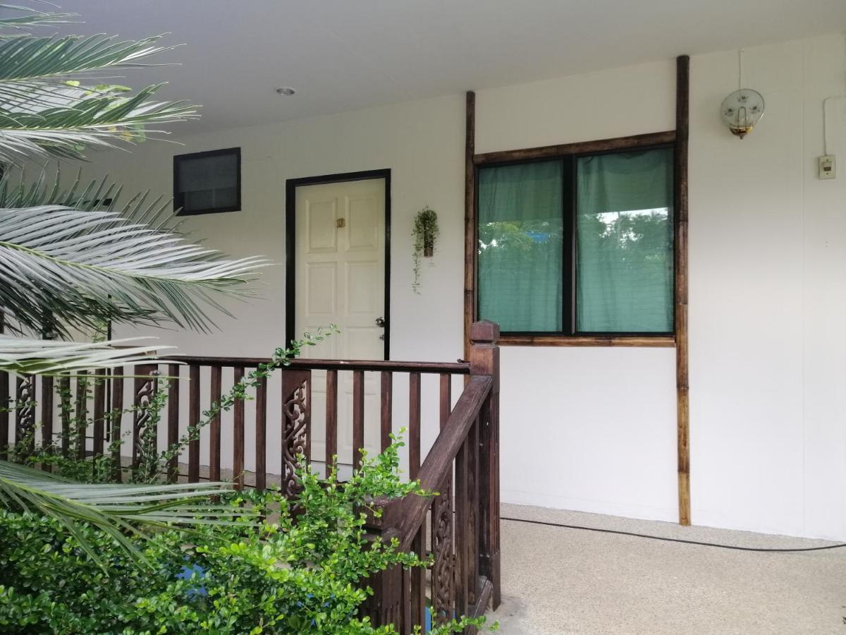 Orchard House Resort บ้านใต้ ภายนอก รูปภาพ