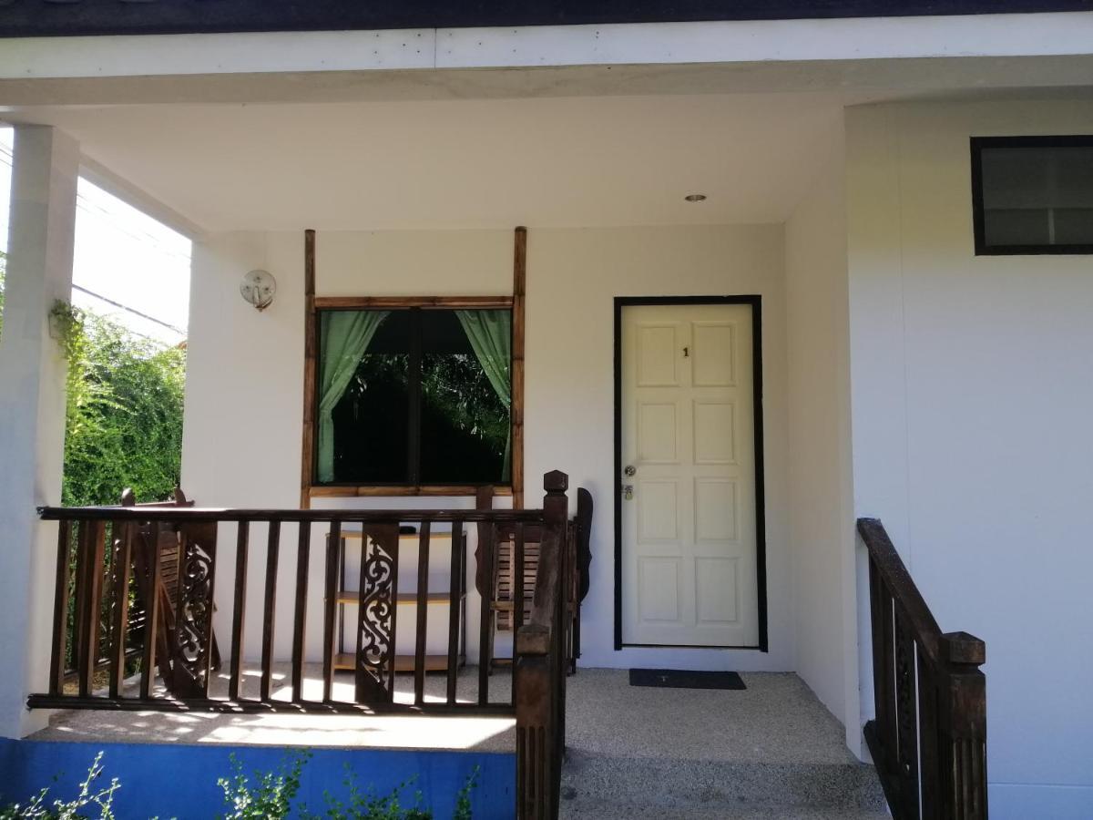 Orchard House Resort บ้านใต้ ภายนอก รูปภาพ